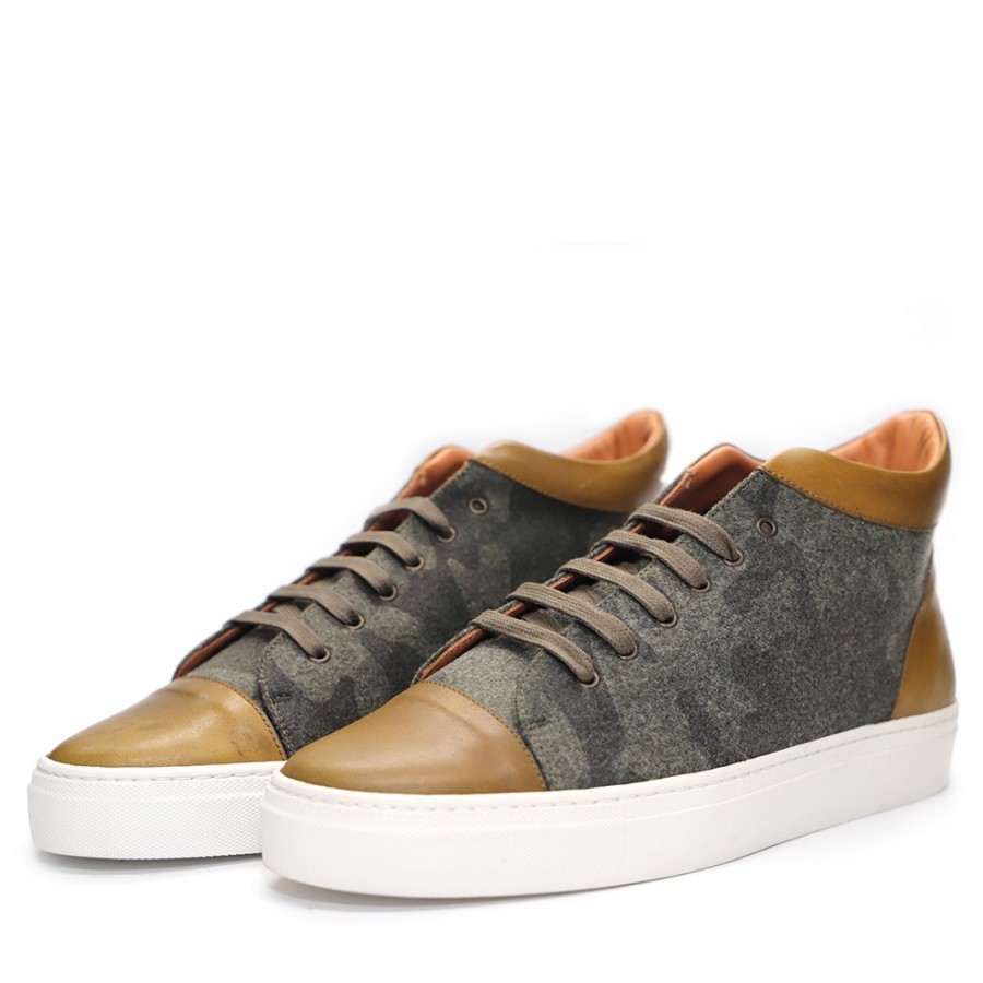HIGH TOP CAMOUFLAGE FLANNEL